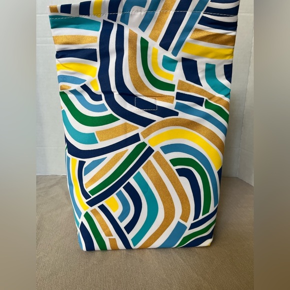 NWT tabitha brown wave design lunch bag - Picture 5 of 8